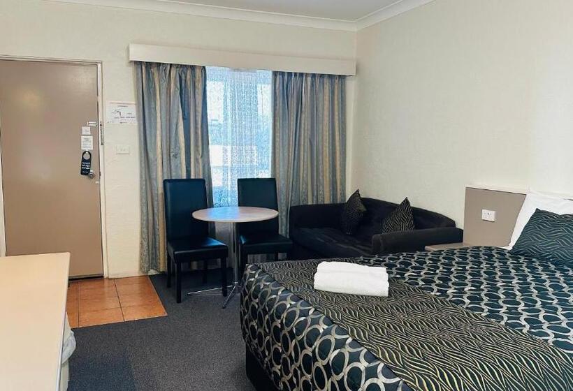이그제큐티브 스위트, Sapphire City Motor Inn