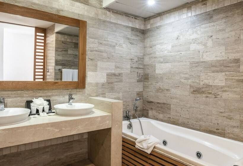 اتاق لوکس, Hamaca Suites
