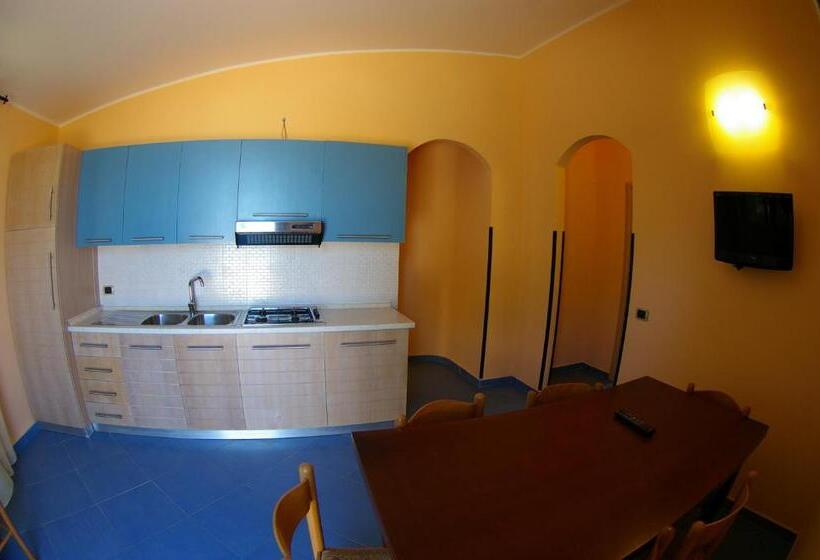 2 Bedroom Apartment with Terrace, Solemare Club Village