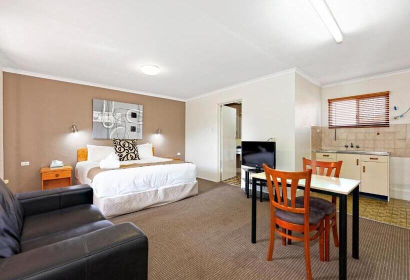 带大床的行政房间, Riviera Motel Bundaberg