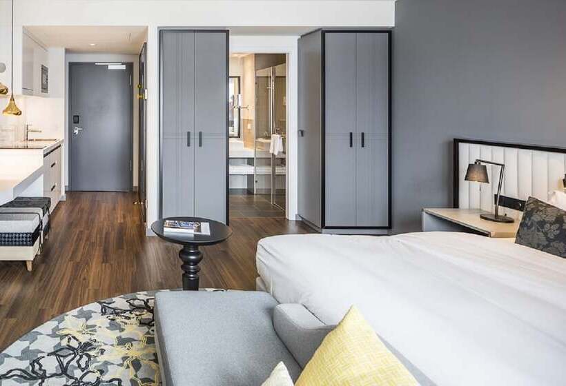 Студия Deluxe, Capri By Fraser, Frankfurt