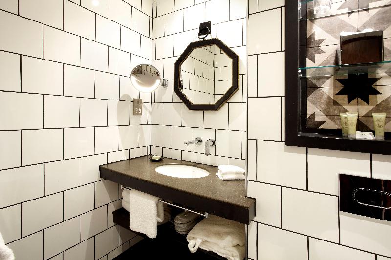 Номер Superior Кровать Кинг, Indigo York, An Ihg