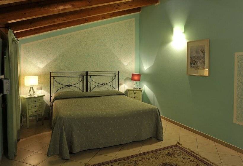 اتاق استاندارد, Agriturismo Dei Grippi