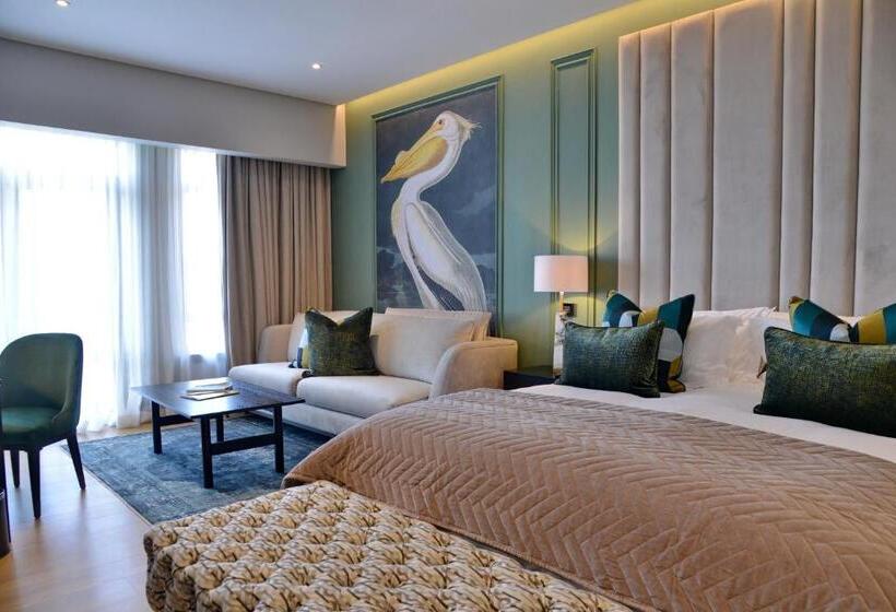 Люкс Вид на Город, Apogee Boutique Hotel & Spa