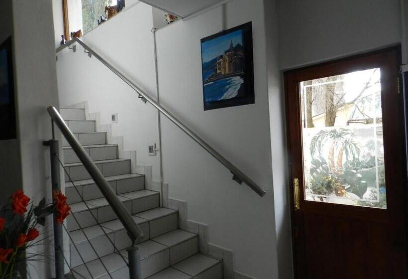 이그제큐티브 룸, Sleepers Villa Guesthouse