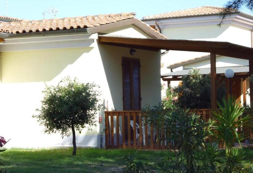 2-Bedroom Classic Apartment, Baia Etrusca Resort