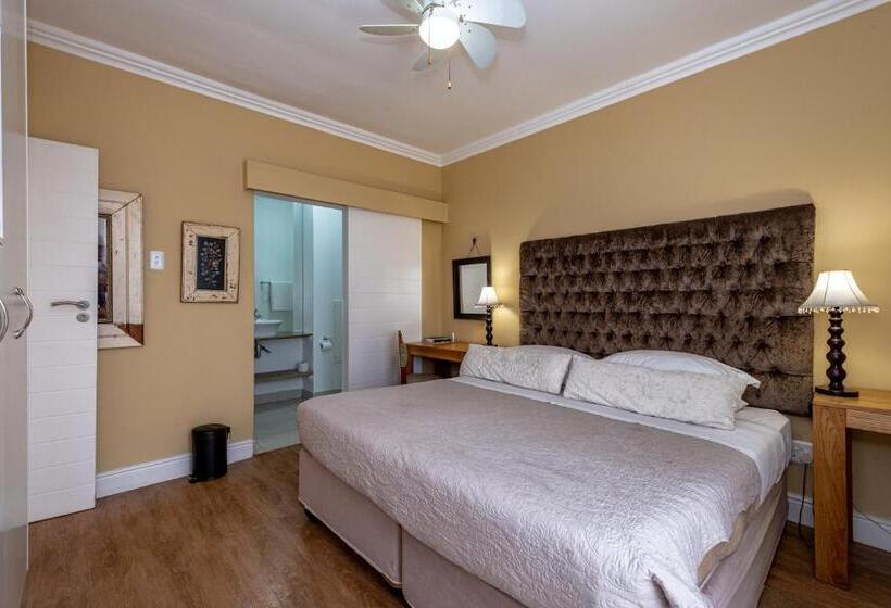 Люкс 2 Спальни, 17onwellington Suites