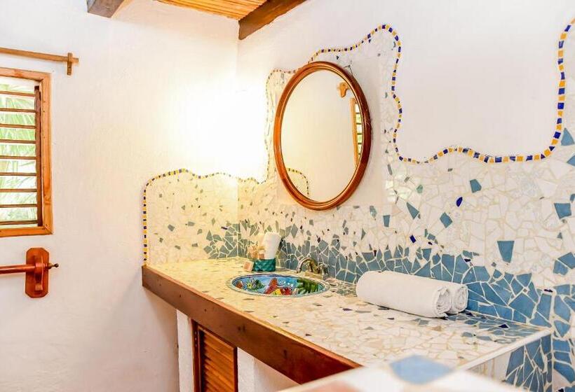 스탠다드 방갈로, Zomay Beachfront Holbox