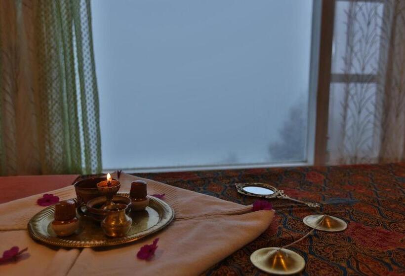 سوییت, Spicetree Munnar