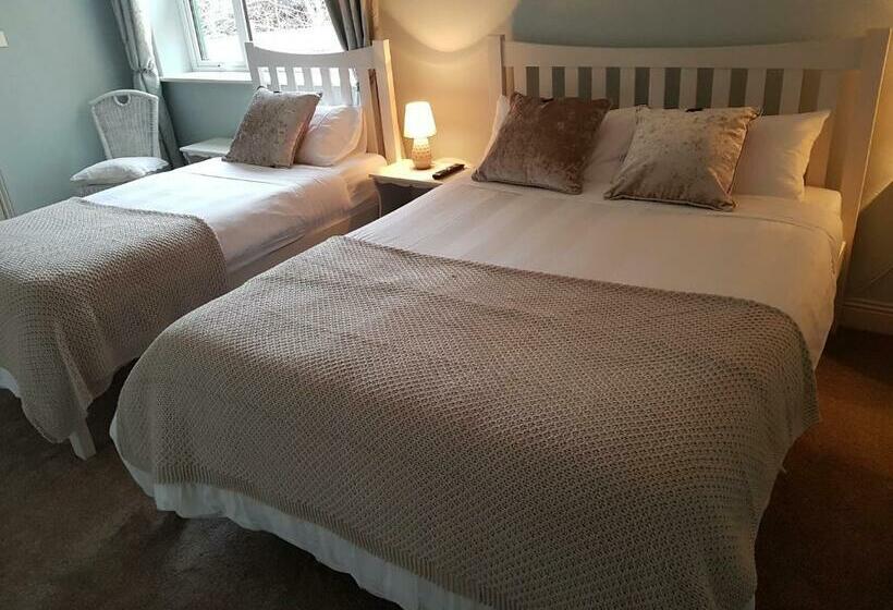 חדר דלוקס לשלושה, Fairwinds Guest Accommodation
