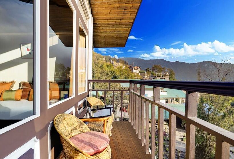 کلبه ییلاقی, Summit Norling Resort & Spa