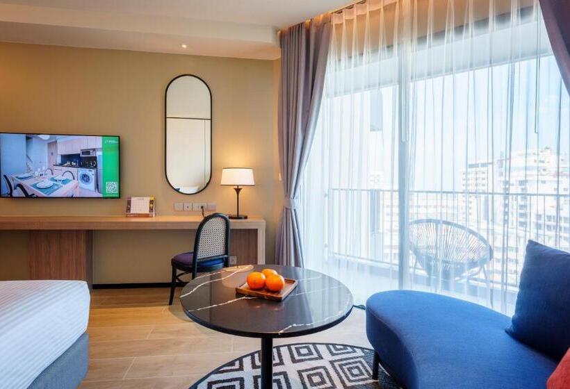 Номер Deluxe Кровать Кинг, Somerset Pattaya   Sha Plus