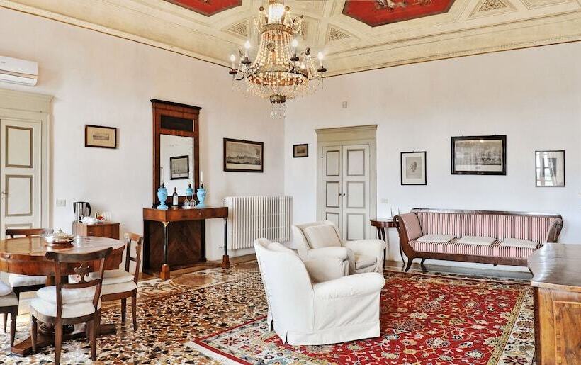 Люкс Повышенной Комфортности, Castello Di Monterado