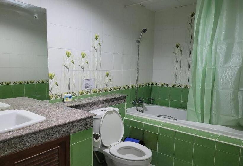 Семейный Номер, Kaewchantra Mansion