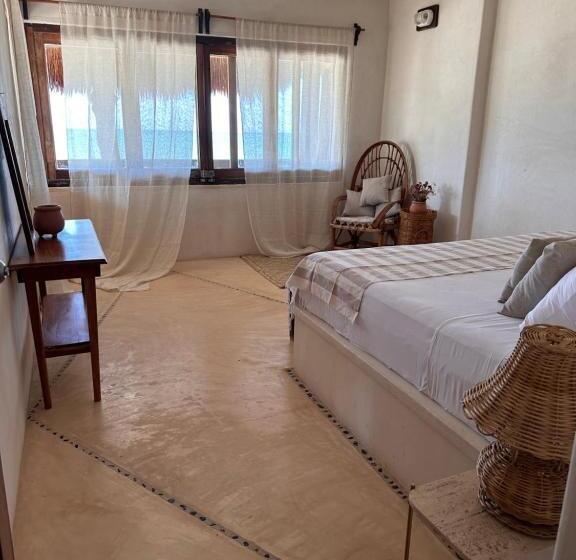Quarto Quadruple Standart com Varanda, La Conchita Tulum