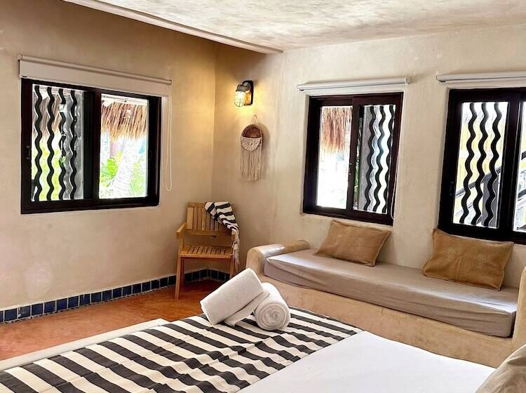 Quarto Estandar, La Conchita Tulum