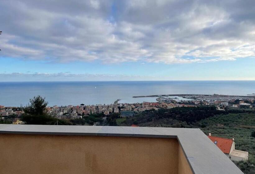 1 Bedroom Penthouse Apartment, Agriturismo I Castellari