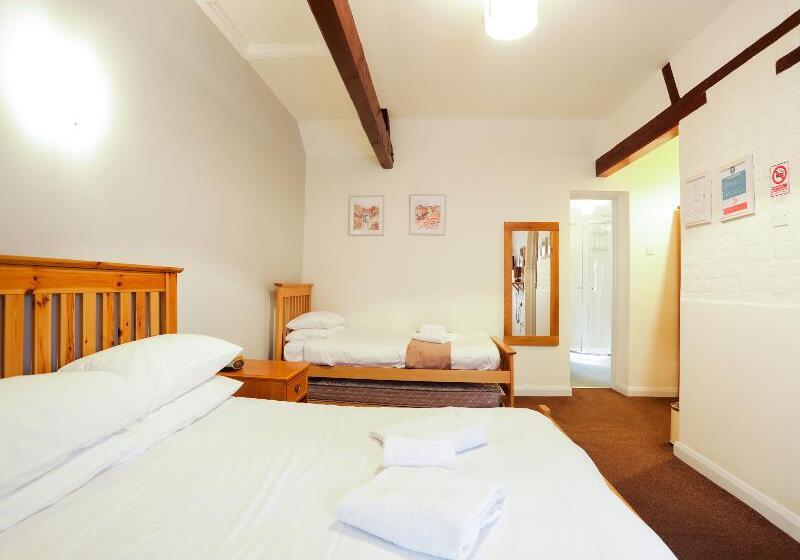 スタンダード４人部屋, Elm Farm Country House