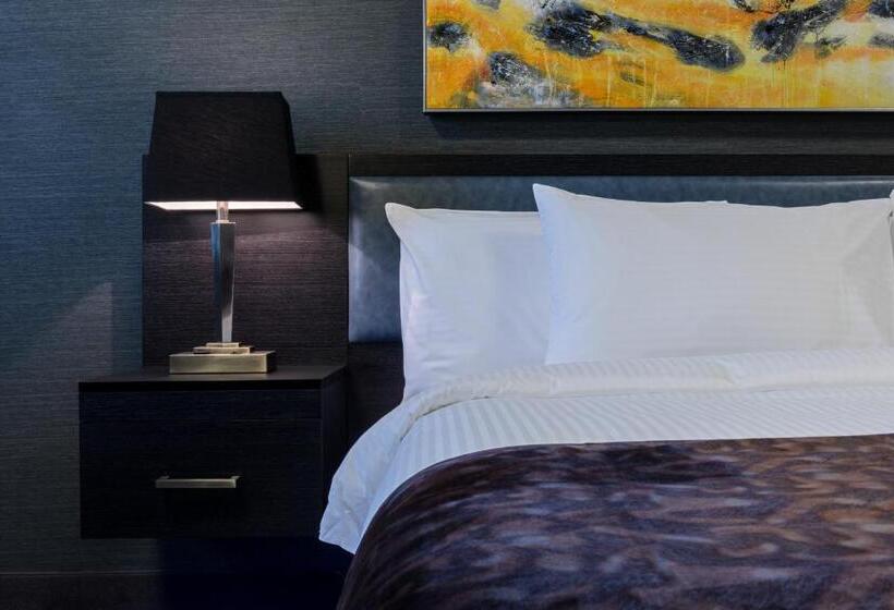 标准间, Applause Hotel Calgary Airport By Clique