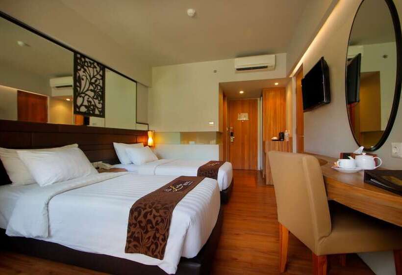 Номер Superior Вид на Бассейн, The Lerina Hotel Nusa Dua