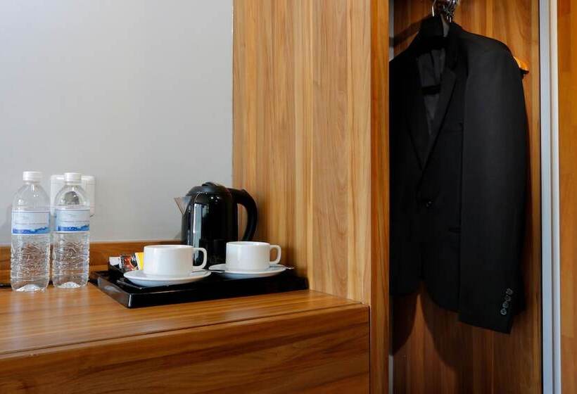 Президентский Люкс, The Lerina Hotel Nusa Dua