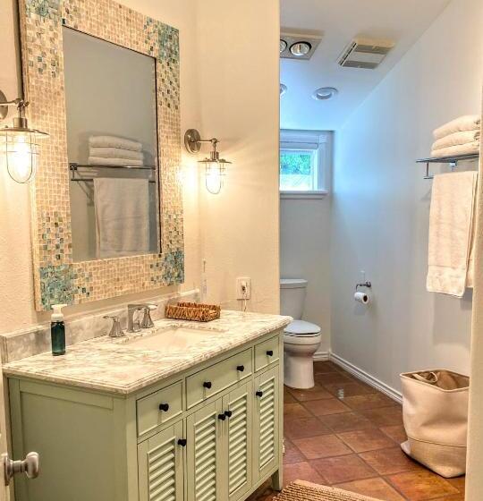 Дом 1 Спальня, Ohia Kona Estates   An All Suites B&b