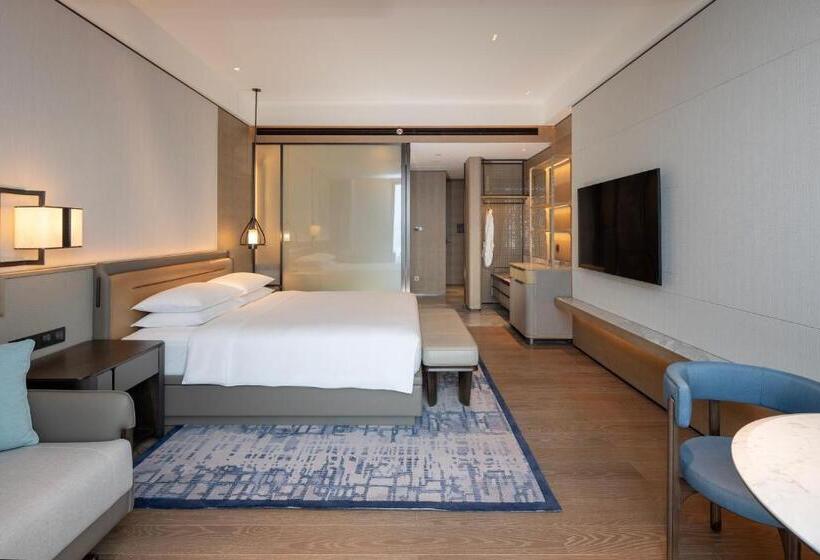 Номер Клуб Кровать Кинг, Hyatt Regency Hangzhou International Airport