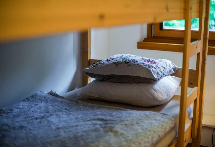 اتاق خانوادگی, Rooms Kozmus