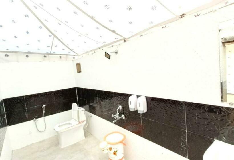 Номер Стандарт, Desert Holiday Camp