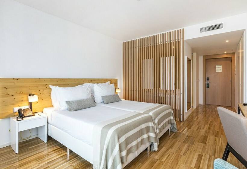 Классический Номер, Algarve Race Resort