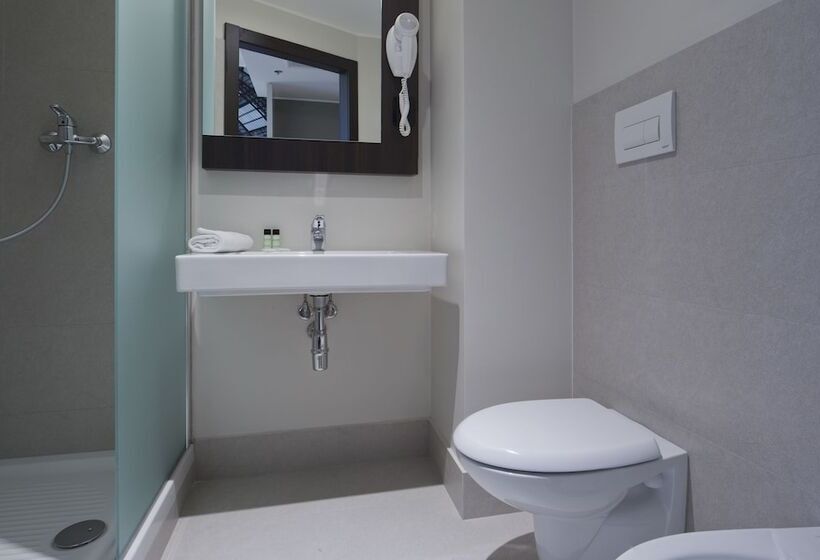 适合残疾人使用的标准间, B&b Hotel Milano Cenisio Garibaldi