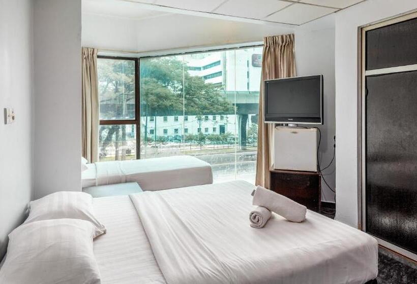 Трехместный Номер Deluxe, Subang Valley