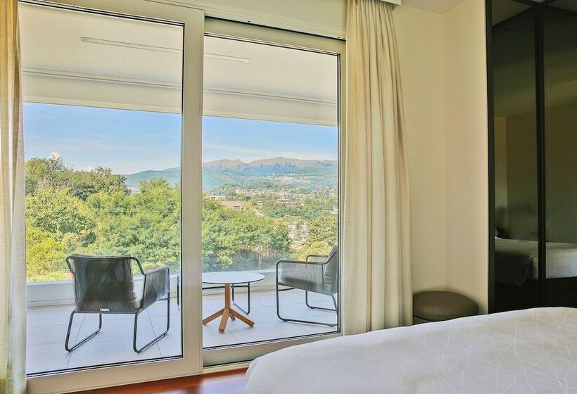 استودیو استاندارد با چشم‌انداز باغ, The View Lugano