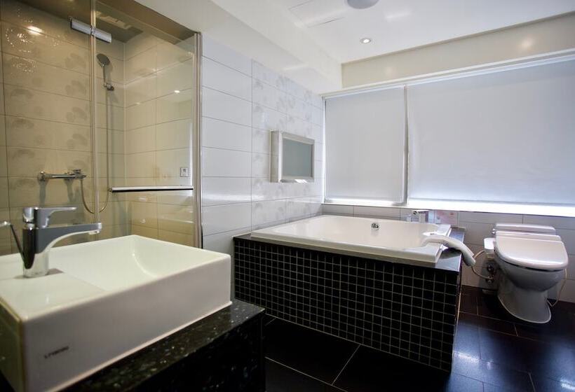 اتاق لوکس, V One Vogue