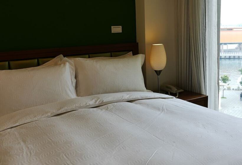 اتاق استاندارد سه نفره, Watermark Hotel   Sizihwan