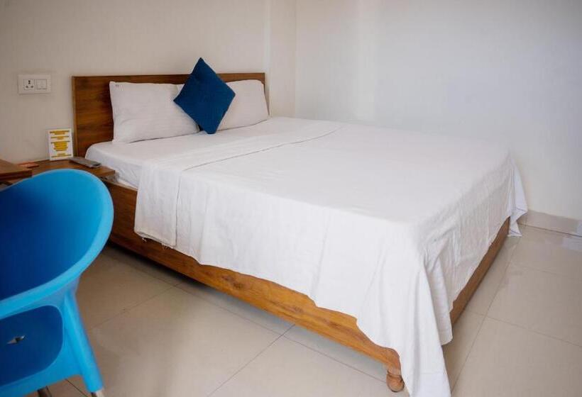 Номер Deluxe Кровать Кинг, Goroomgo Satya Dehradun