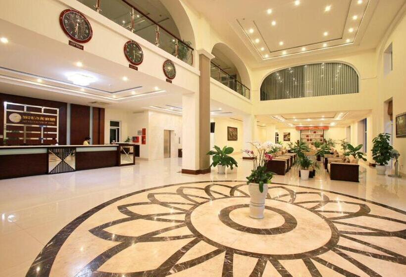 اتاق لوکس سه تخته, Ban Thach Riverside Hotel & Resort