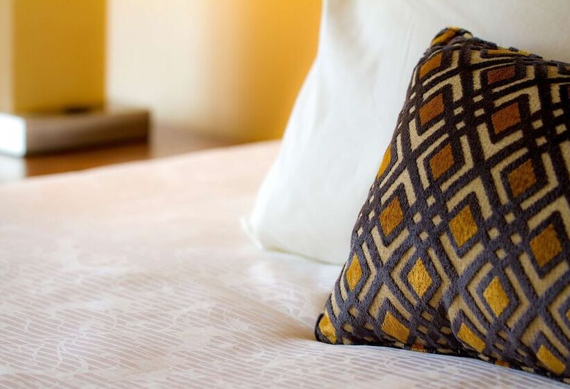스위트, Best Western Premier Boulder Falls Inn