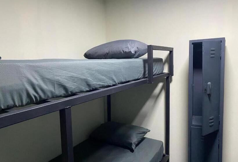 מיטה בחדר משותף, Panela Hostel