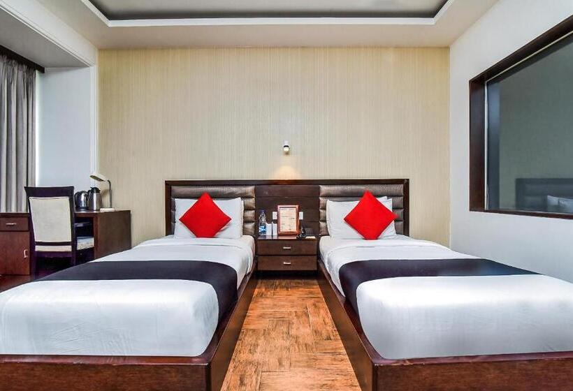 Deluxe Triple Room, Capital O 529 Msk Residency