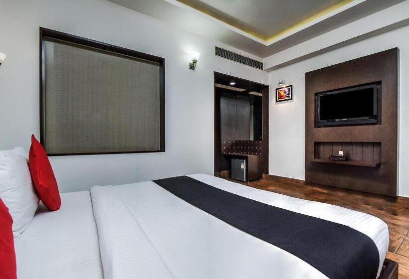 Deluxe Triple Room, Capital O 529 Msk Residency