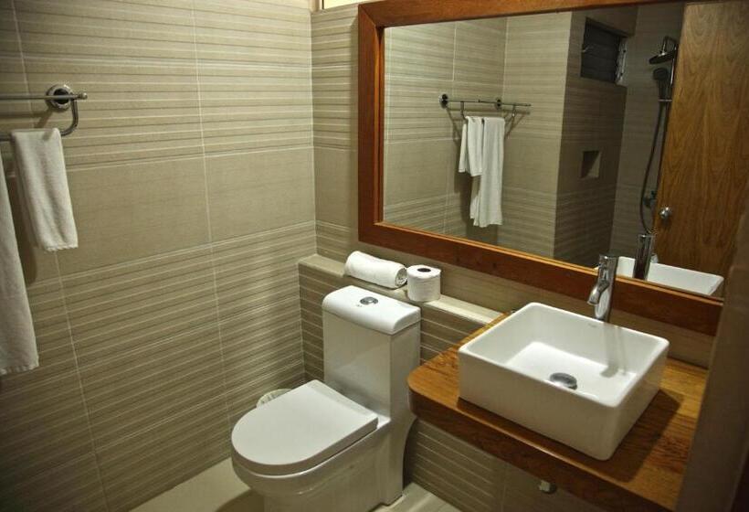 سوییت, Aparta Hotel Plaza Del Sol