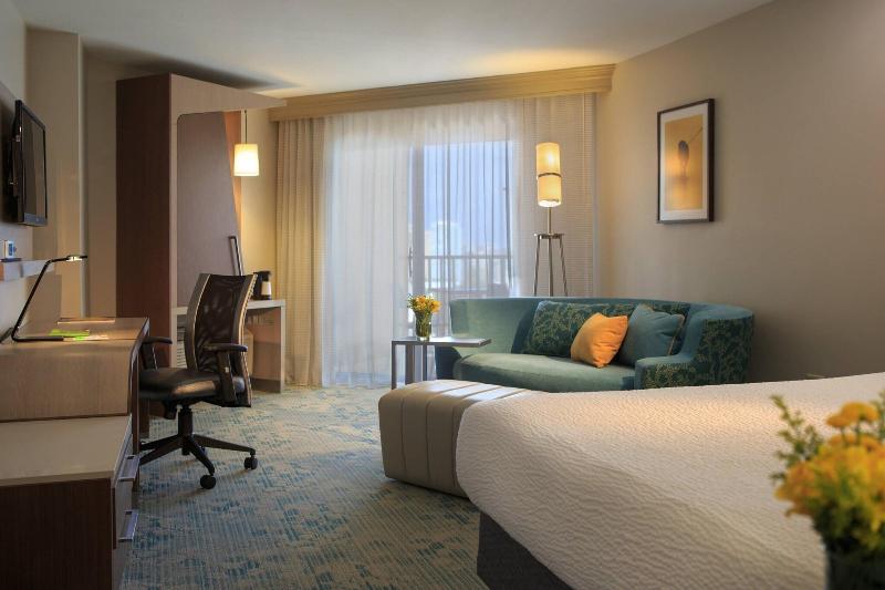 اتاق استاندارد, Holiday Inn Express & Suites Queretaro, An Ihg