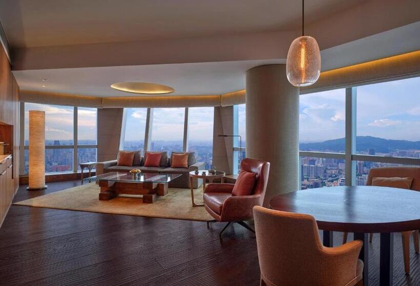 سوئیت با تخت بزرگ, Park Hyatt Guangzhou