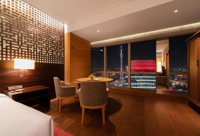 اتاق استاندارد با تخت بزرگ, Park Hyatt Guangzhou