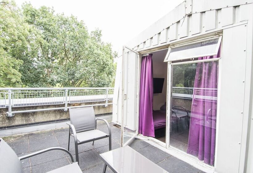 Quarto Quadruplo Estandar Banheiro Compartilhado, Safestay London Kensington Holland Park