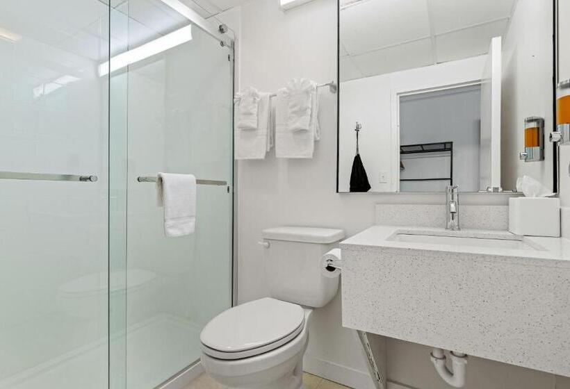 Полулюкс, Manteo, Trademark Collection By Wyndham