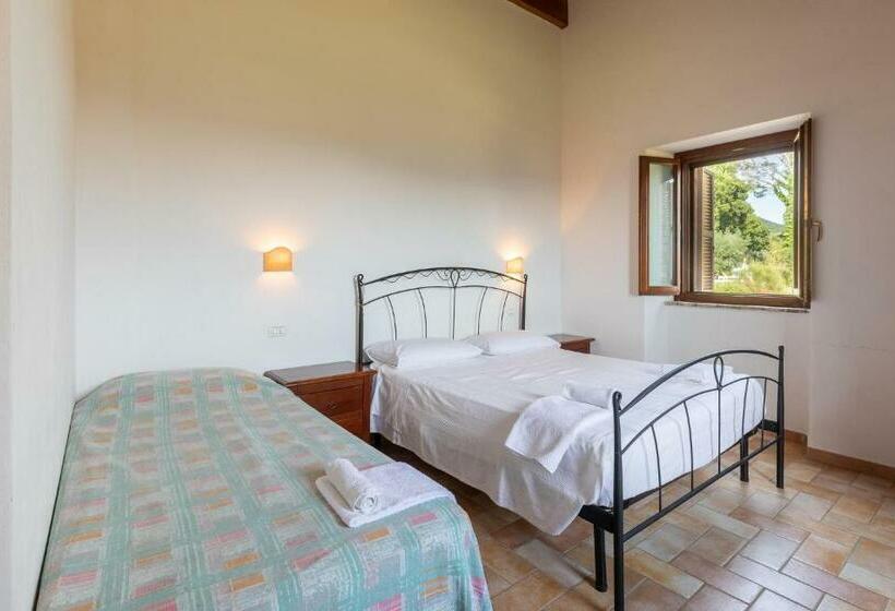 اتاق خانوادگی, Agriturismo La Macinara