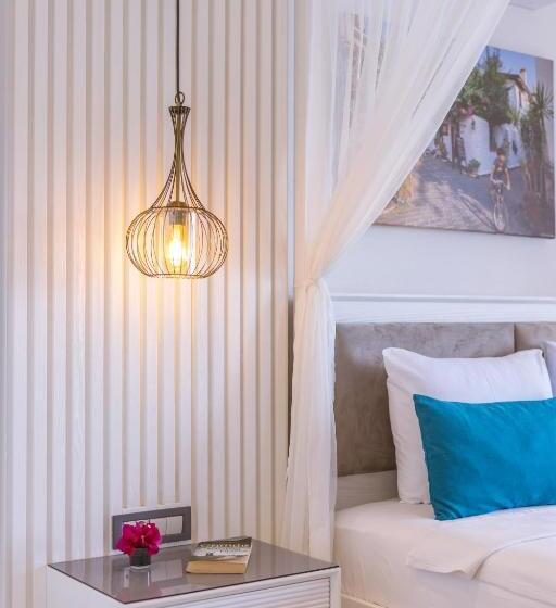 اتاق استاندارد با بالکن و چشم‌انداز دریا, Jasmine Otel