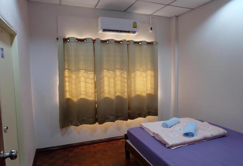 اتاق استاندارد, Jd Hostel